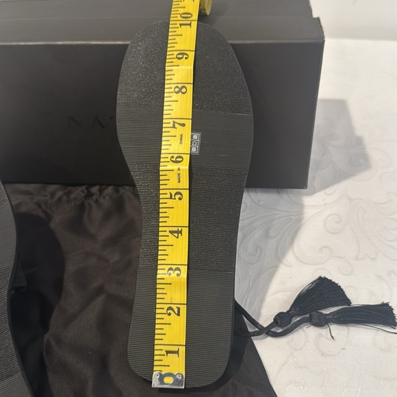 Natori Radial Slide Sandal. Ladies 7 - Picture 10 of 13